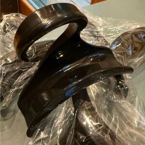 Bag Hangers 😺 Save Your Straps!